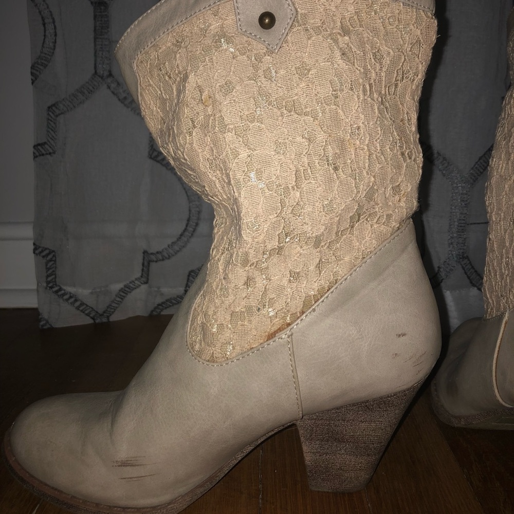 Buckle boots - Picture 4 of 8